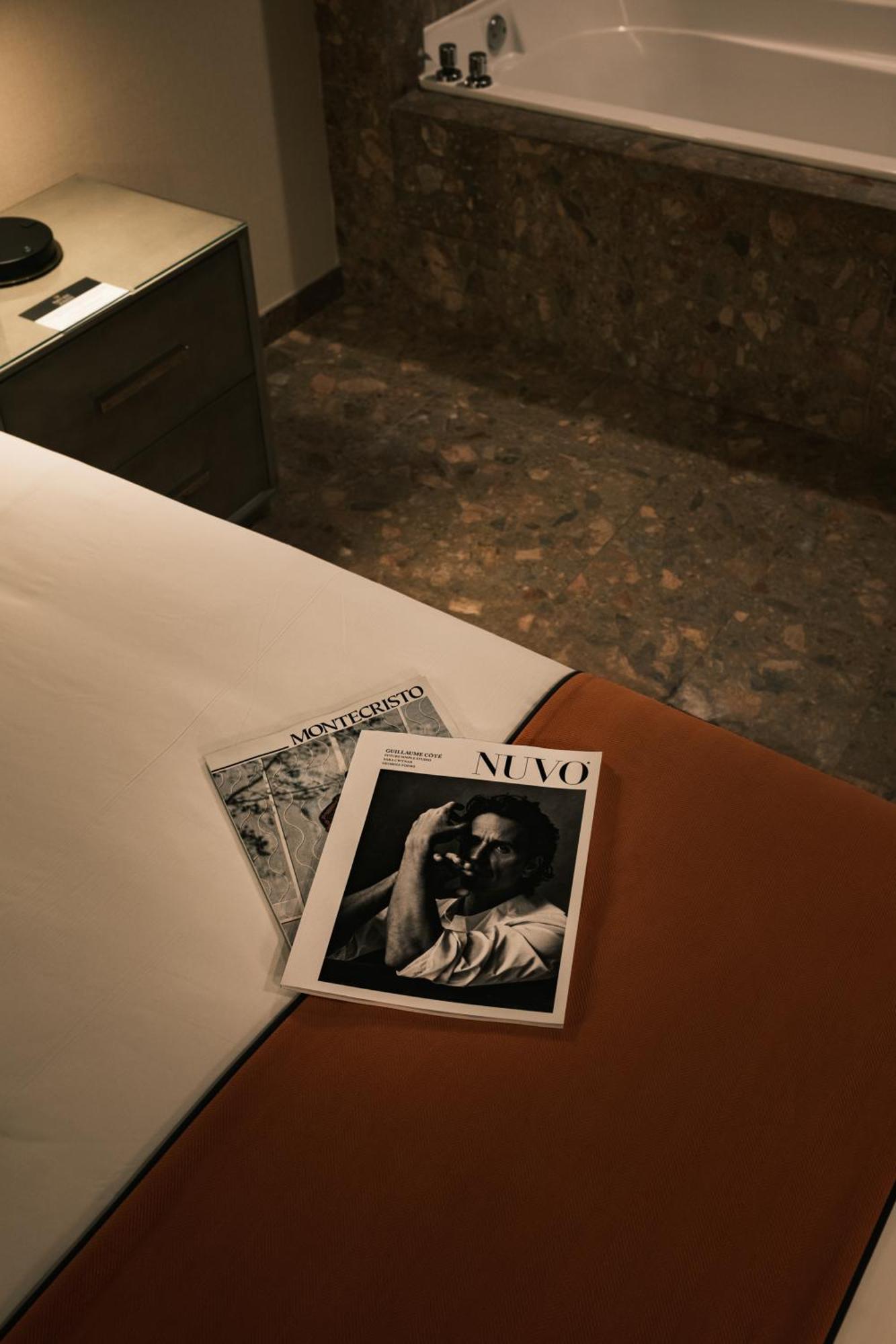 Executive Queen Jacuzzi,1687454109:JPEG