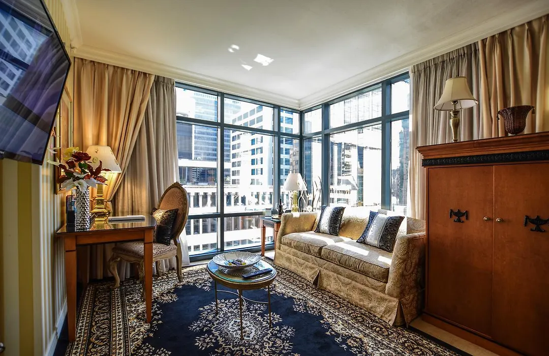 Boutique Suites - Vancouver-1